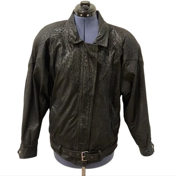 G-III black leopard embossed dolamn sleeve belted vintage leather jacket medium