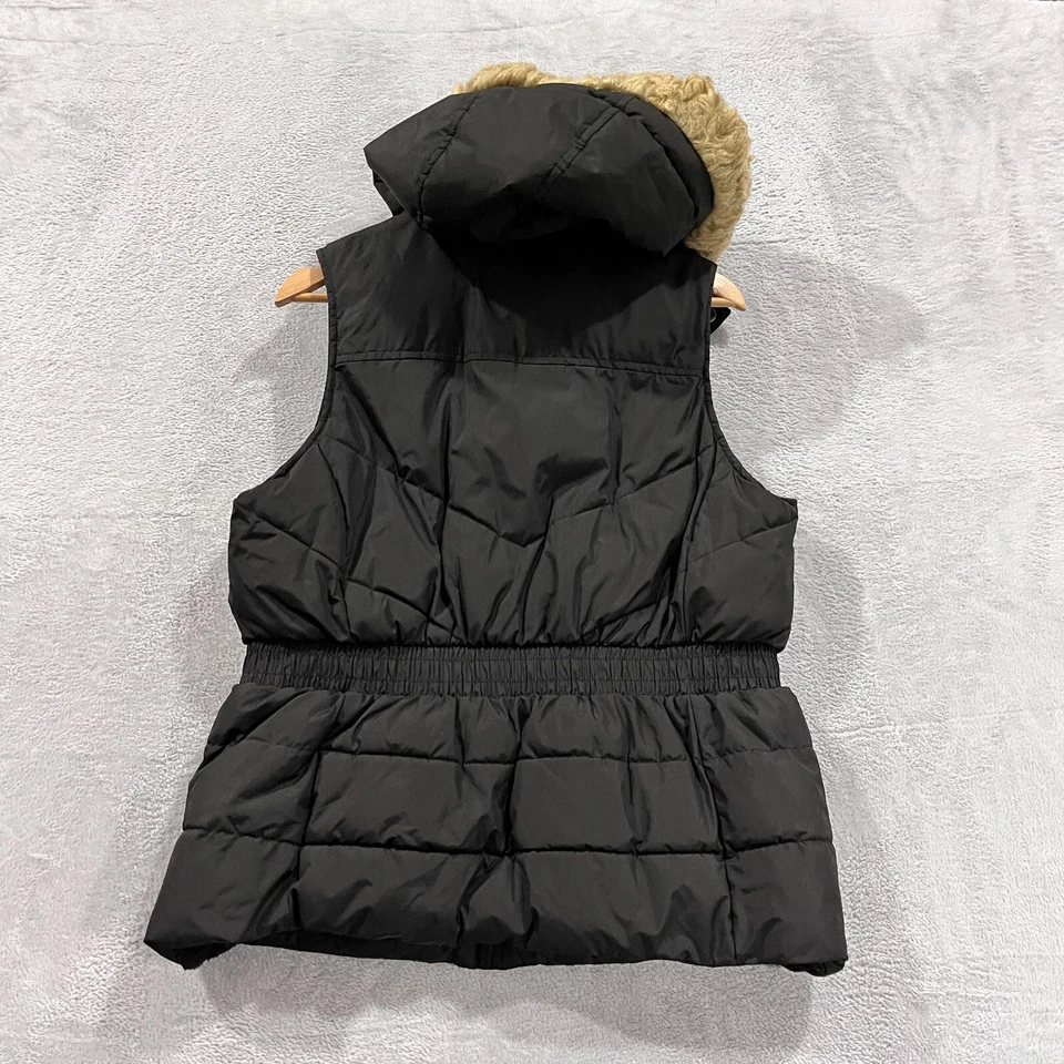 Chaleco acolchado Banana Republic para mujer grande aislante desmontable capucha y piel sintética Foto 2 de 4