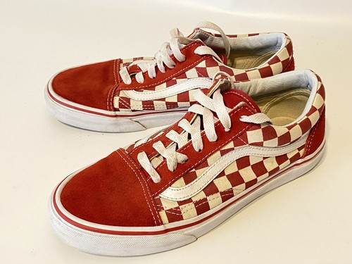 men red checkered vans