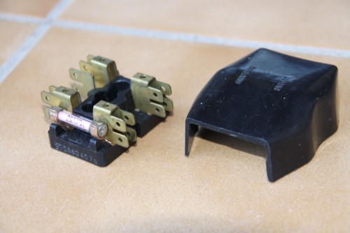 Boite dérivation NEUVE avec fusible LUCAS 25 A LOTUS ELAN, anglaises/ Fuse unit