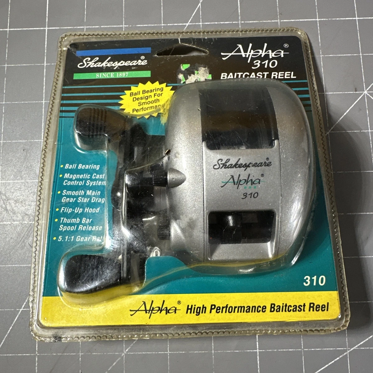 Shakespeare Baitcast Reel 5.1: 1 Gear Ratio Fishing Reels for sale