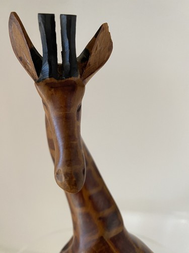 Hand Crafted Carved Wooden Giraffe Figurine Made in Kenya Animal Wild Décor - Picture 7 of 8
