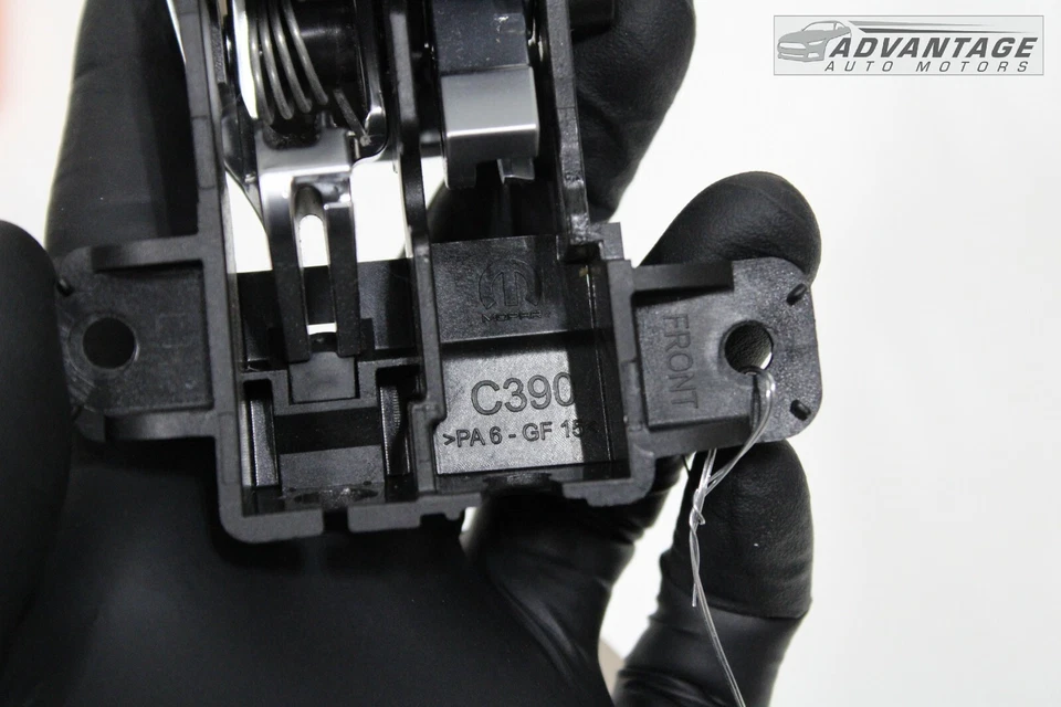 Jeep Renegade 2015-2018 delantero izquierdo interior puerta panel manija plata OEM Foto 4 de 4