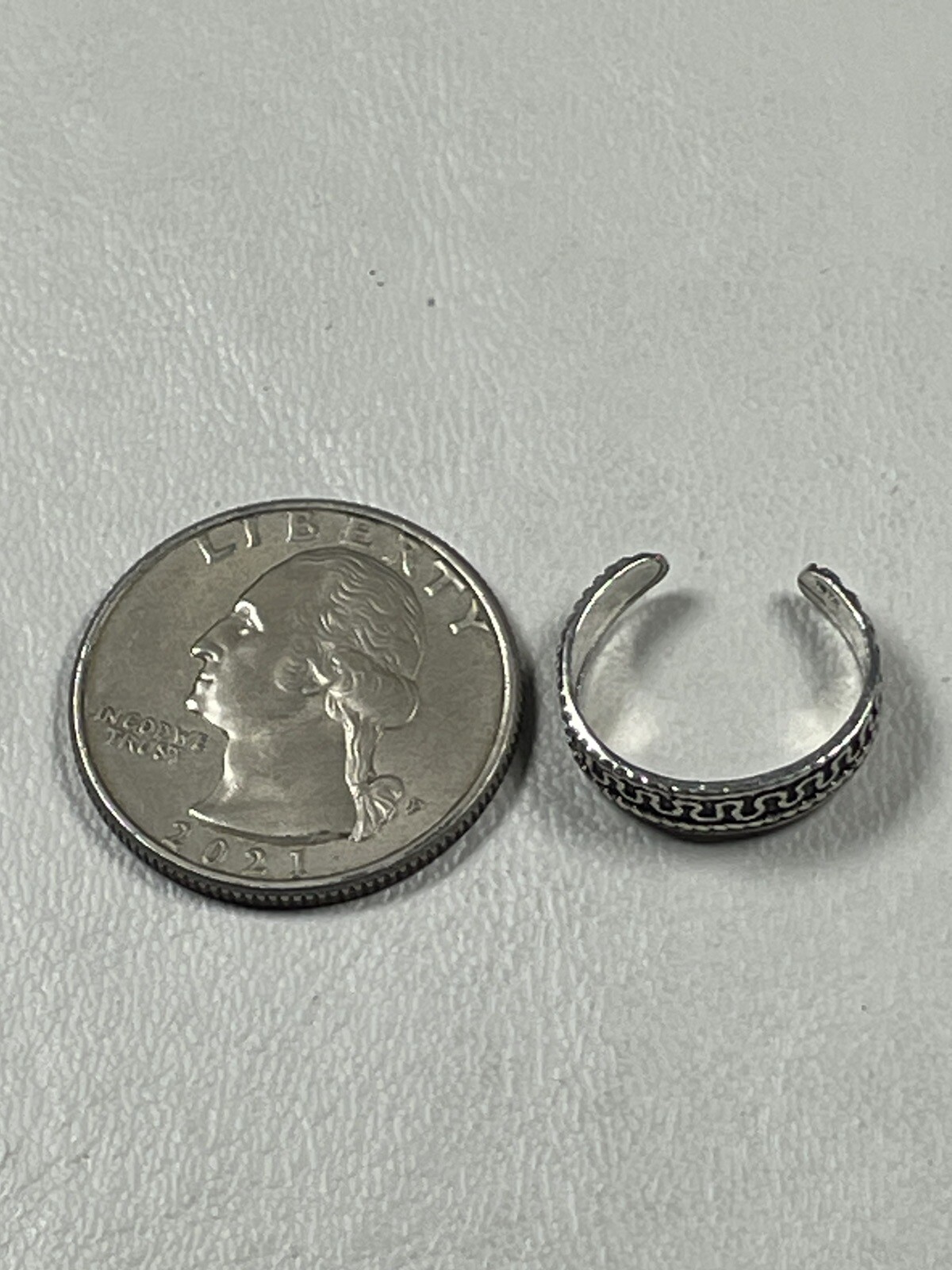 925 STERLING SILVER WAVE PATTERN TOE RING SIZE 4 … - image 6