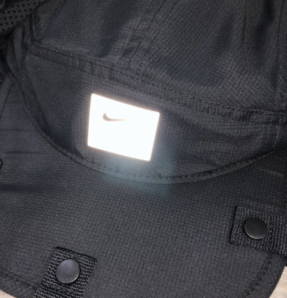 Nike x MMW AW84 Black Reflective Cap Alyx S/S 21 CV8960-010 Nike x MMW AW84 Black Reflective Cap Alyx S/S 21 CV8960-010