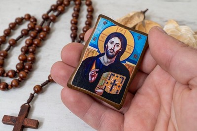 Mini Icon of Christ Pantocrator of Sinai   Magnet, Golden Silk Canvas, Wood