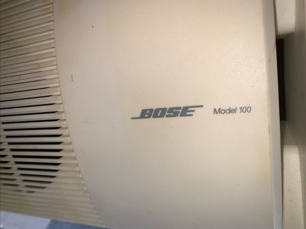 BOSE Model 100 Surround Speakers White 1Pair Indoor/outdoor. 100
