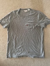 Levi’s Tshirt Size Medium - Grey - Excellent Condition