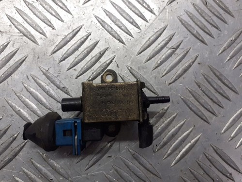 Audi A6 S6 C5 4B Benzin Turbolader Druckwandler Magnetventil 026906283H