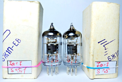 2 pcs 6J1P-EV New Voskhod Tube EF95 6F32, 5654  Matched Pair,  Same Date 10.1976