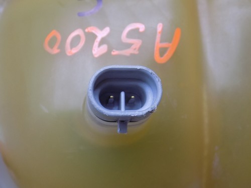 2003-2007 SATURN ION ENGINE COOLANT RESERVOIR 10368831 OEM - Picture 7 of 10