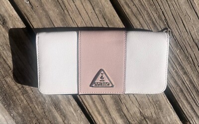 GUESS COLOR BLOCK NOELLE ZIP AROUND WALLET CLUTCH