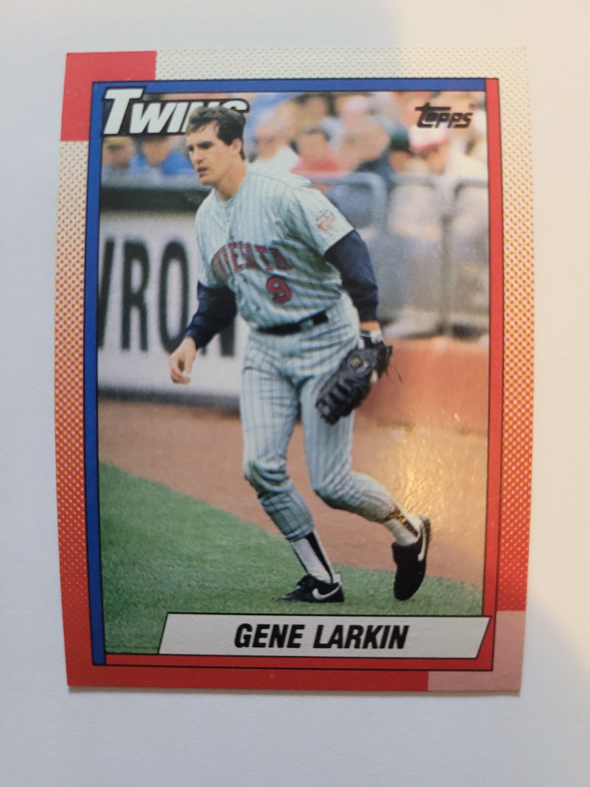 1990 TOPPS GENE LARKIN #556 NM