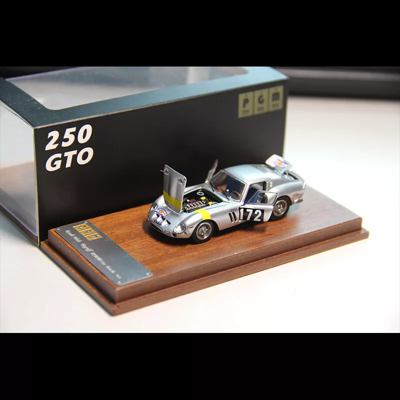 PGM 1:64 Scale Diecast Car Model Ferrari 250 GTO 172# Racing