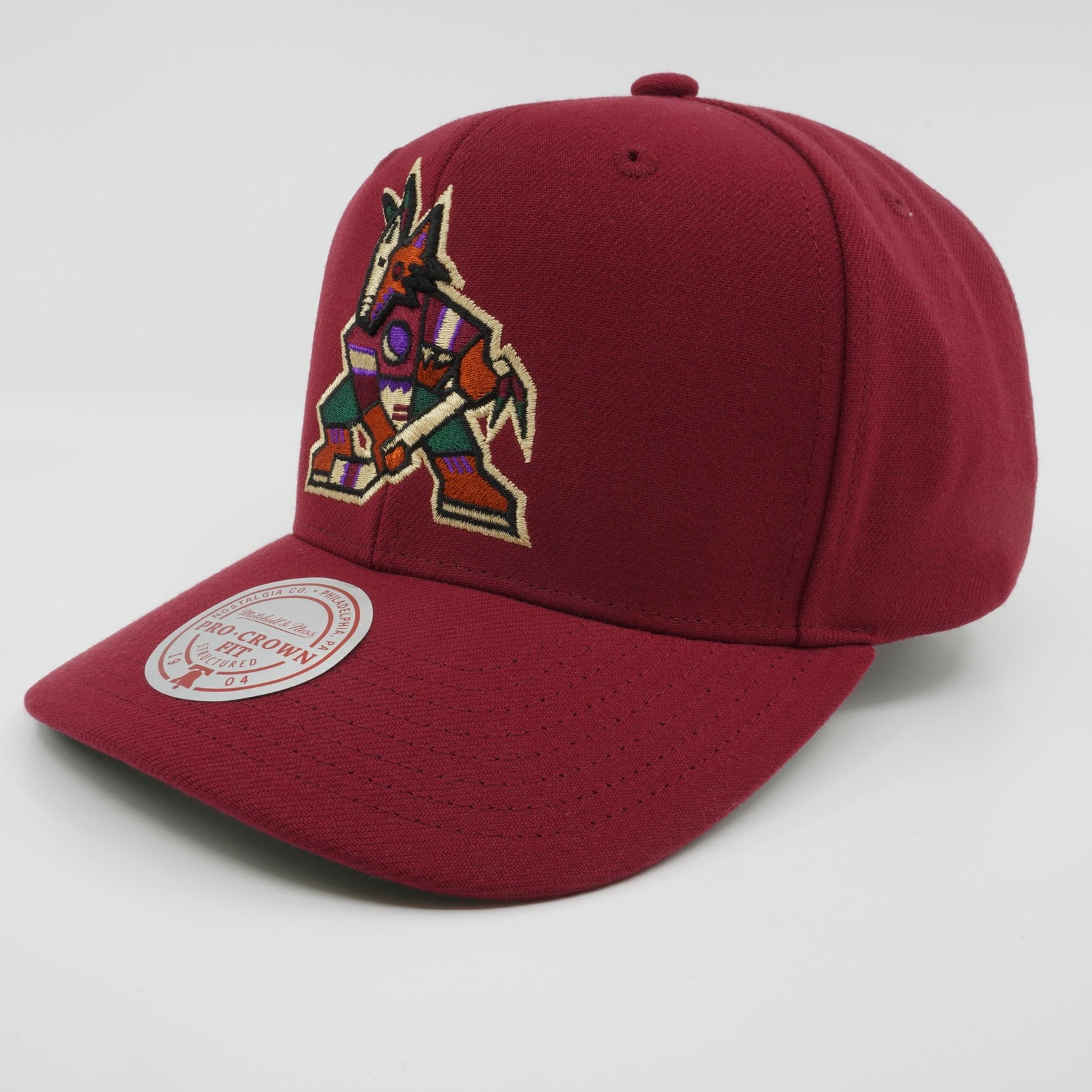 МУЖСКАЯ КЕПКА MITCHELL - NESS NHL TEAM GROUND 2.0 PRO SNAPBACK COYOTES - ТЕМНО-БОРДОВАЯ