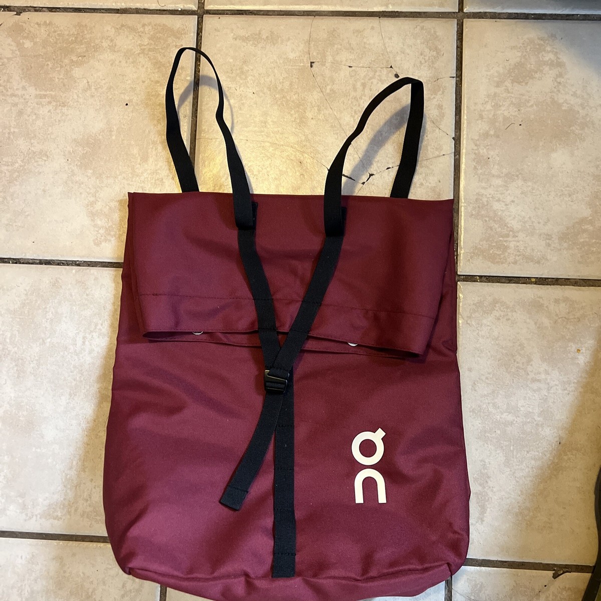 On Cloud Ambassador Pack Back Bag Womens Mens Maroon Running  display picture 1