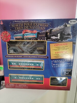 Christmas North Pole Express 29 Piece Train Set with 4 Cars/ Headlight ...