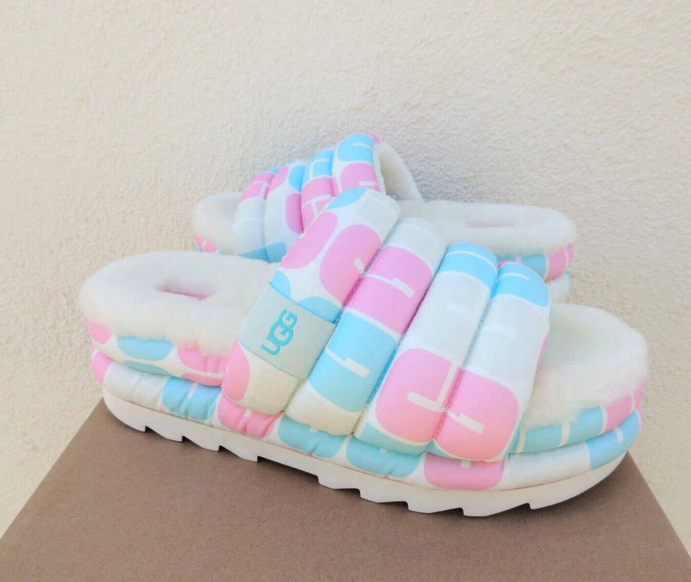 SANDALI UGG ALL GENDER PRIDE LOGO MAXI SLIDE PLATFORM DONNA US 7 EUR 38 ~NUOVI