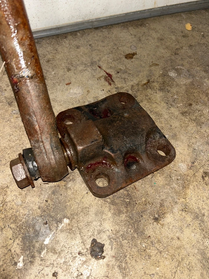 1975 GMC Chevy Squarebody K10 K0 K5 Blazer Suburban Sway Bar Set Up OEM GM - Image 2 of 3