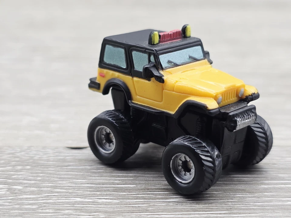 Micro Machines Exploration Earth Jeep 1997 Galoob #75290 - Image 3 of 4