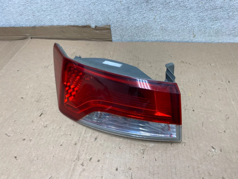 Luz trasera izquierda conductor Kia Forte Koup 2010 a 2013 OEM U7214 DW Foto 2 de 4