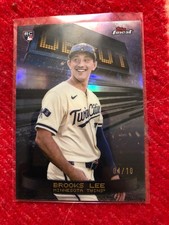 2025 Topps Finest - Debut Brooks Lee #D-2 (RC) Black /10
