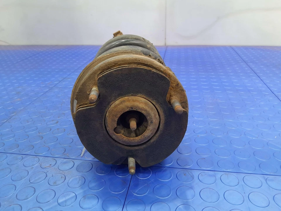 Chevy Silverado 2007-2013 montaje de puntal delantero lado del conductor izquierdo OEM 25871206 Foto 3 de 4