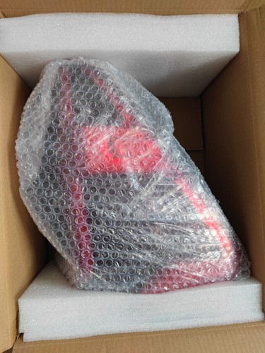 Rear Right & Left LED Tail Light Lamp Pair For Toyota Hilux Revo Rocco 2020-2024 - Picture 13 of 14