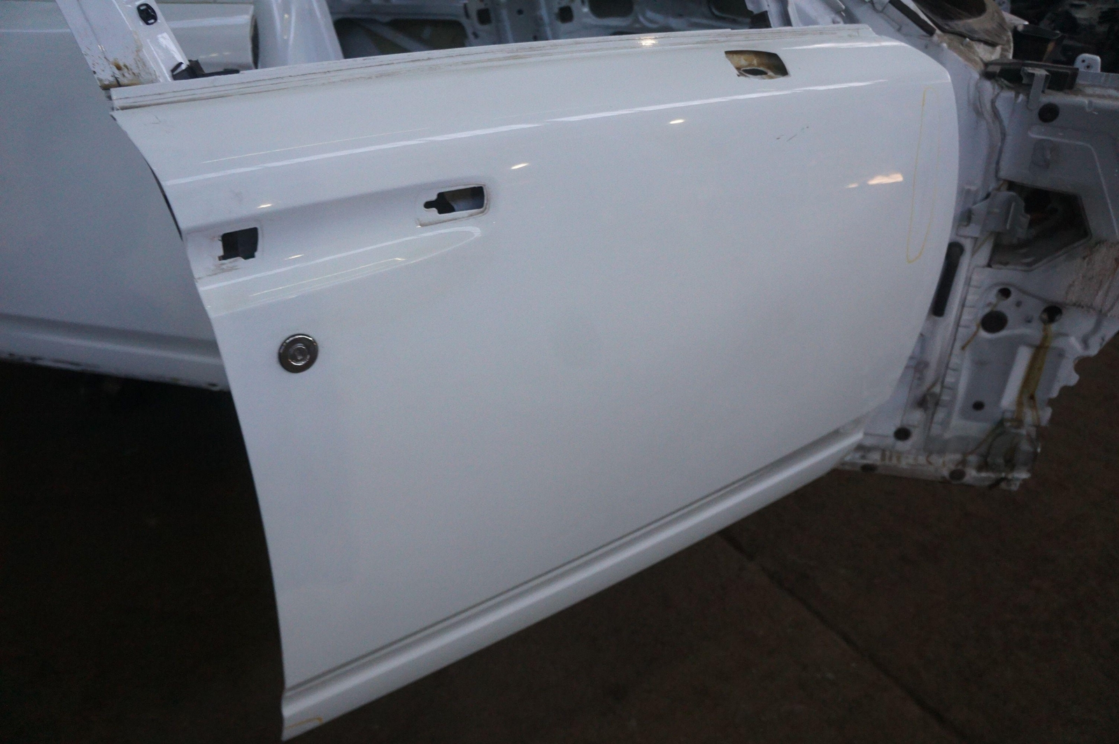 Front Right Door Shell OEM 41517242854 Rolls Royce Ghost Series I 2009-14 *Note*