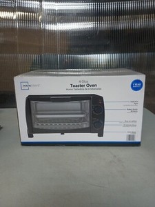 Mainstays 4 Slice Black Toaster Oven with Dishwasher-Safe Rack & Pan, 3 Piece