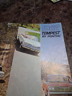 1962 Pontiac Tempest deluxe Brochure