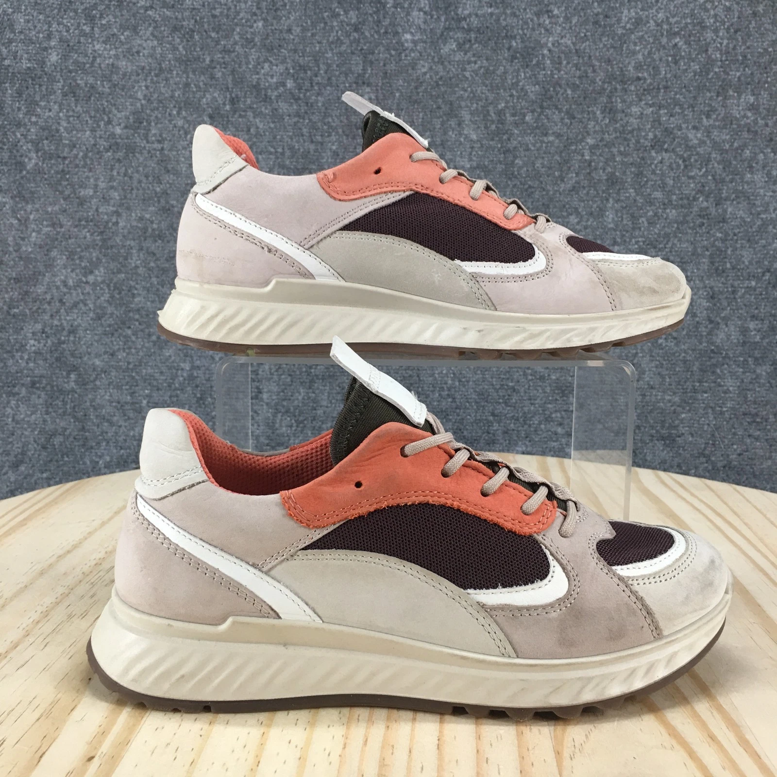 Ecco Shoes Mens 4 Sneakers Beige Leather Lace Up Closed Toe Casual Comfort Sport