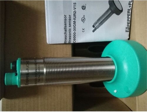 1Pc New Pepperl + Fuchs UC6000-30GM-IUR2-V15 xv - Picture 1 of 2