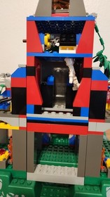 LEGO Adventurers: Amazon Ancient Ruins (5986) Complete with Instructions No Box