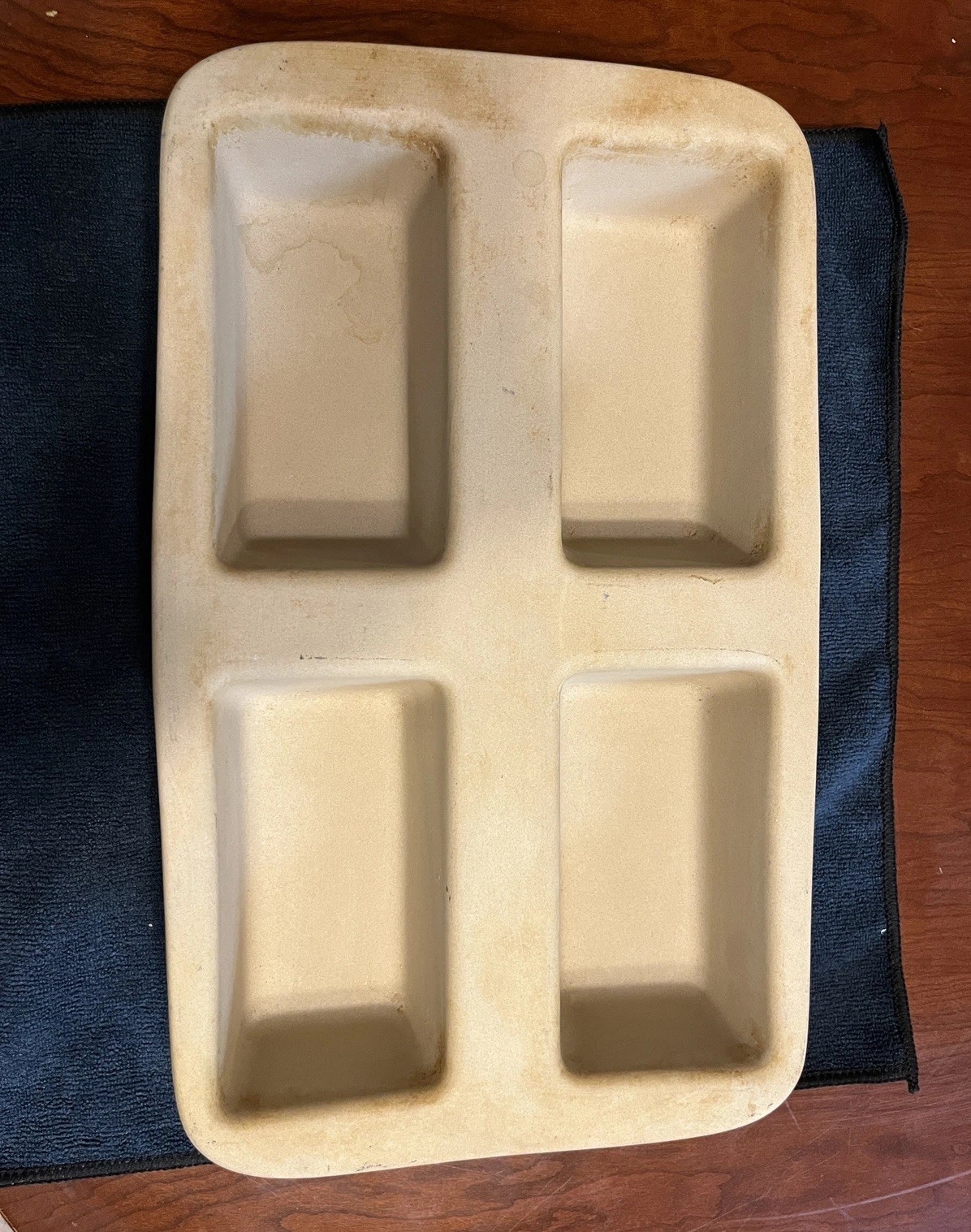 Family Heritage Collection The Pampered Chef Stoneware Classics Mini 4 Loaf Pan