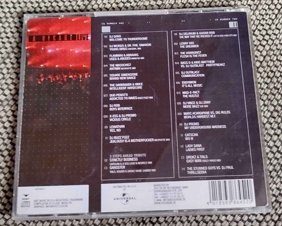 !!! CD Box Thunderdome Live ID&T a Decade - Lesen !!! - Bild 2 von 2
