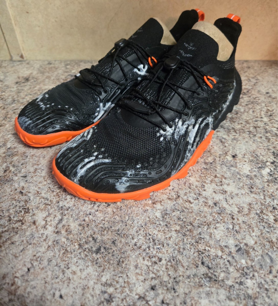Wmns Vivobarefoot Hydra ESC Black White Lava Orange Swim Trail