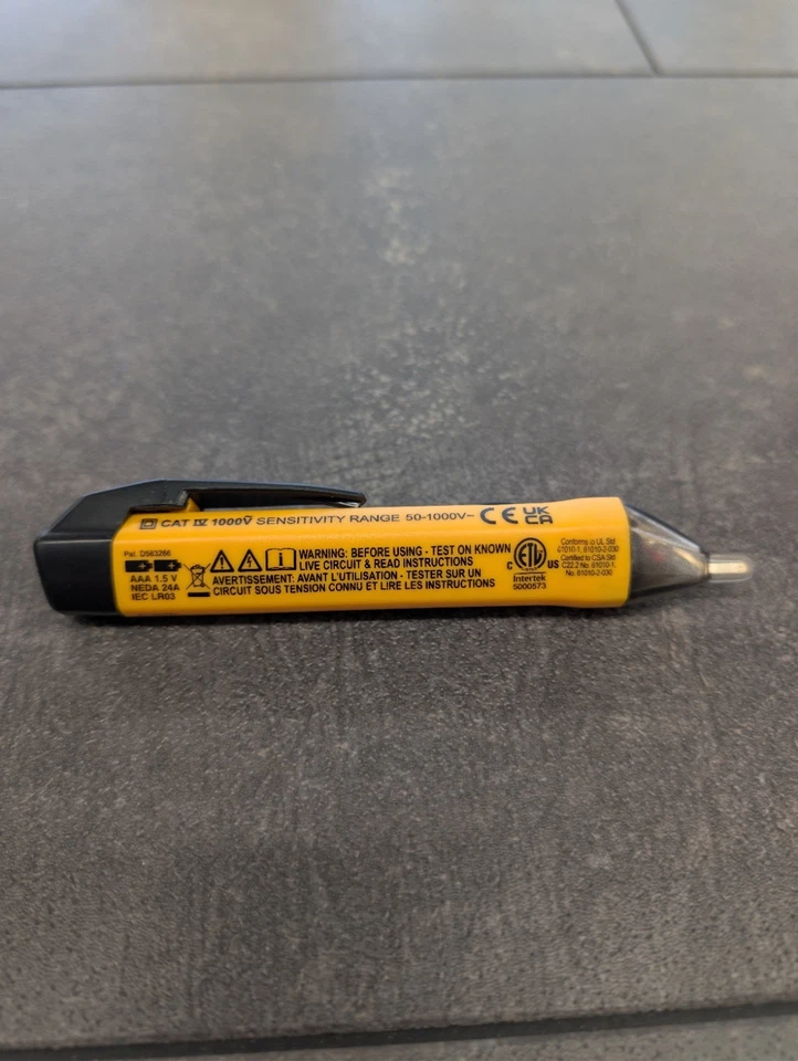 Klein Tools NCVT-1 Probador de Voltaje Rango de Sensibilidad 50-1000V Equipo de Prueba Foto 2 de 4