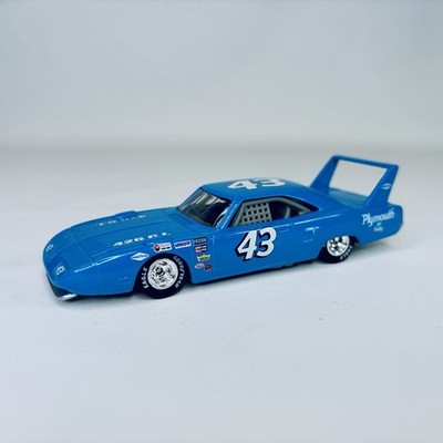 1992 Racing Champions Richard Petty 1970 Plymouth Superbird NASCAR