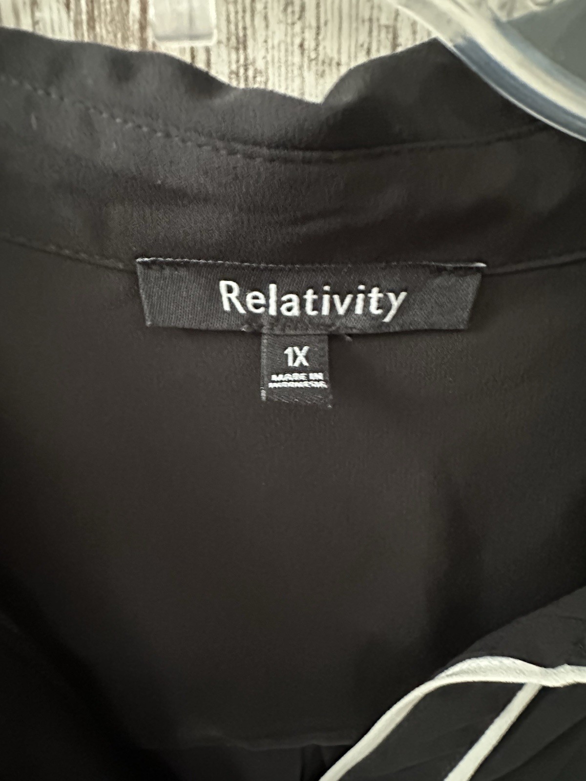 RELATIVITY Women's Plus Size 1X Black Button Fron… - image 4