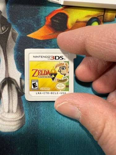 The Legend of Zelda: A Link Between Worlds (Nintendo 3DS, 2013)