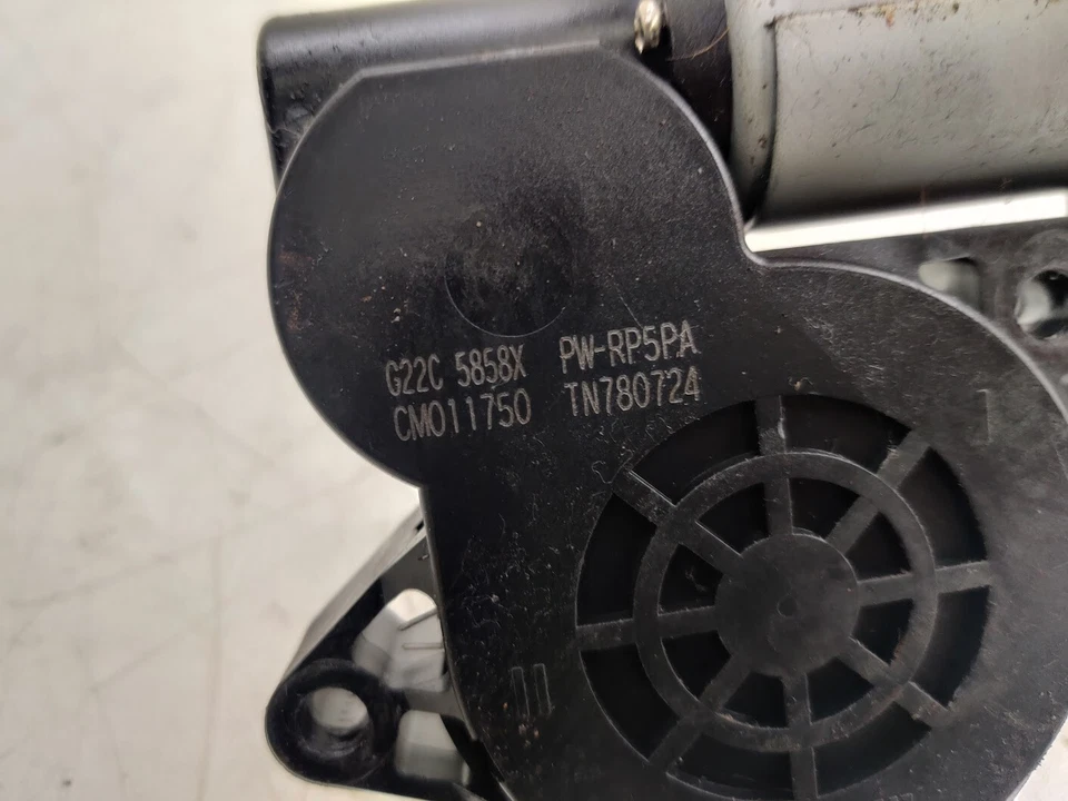 MAZDA CX-7 RIGHT FRONT WINDOW REGULATOR MOTOR — 第 3/4 张图片