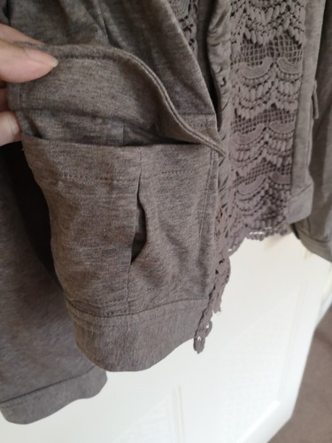 BNWT Lace Jacket Size M UK 8-10 Pale Brown Long Sleeves - Picture 4 of 9