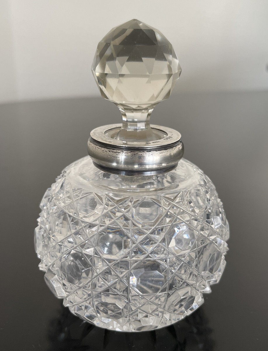 香水瓶　アトマイザー　彫金　SILVER　perfume bottle　ツキ10 香水瓶 アトマイザー 彫金 SILVER perfume bottle ツキ10