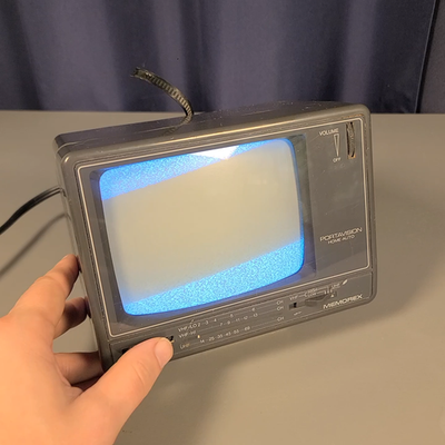 1990s Memorex PortaVision 16-121 5