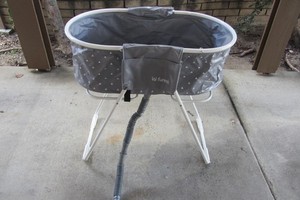 FURESH LITTLE DIPPER ELEVATED PET BATHTUB - USED ONCE - SHIPS FREE