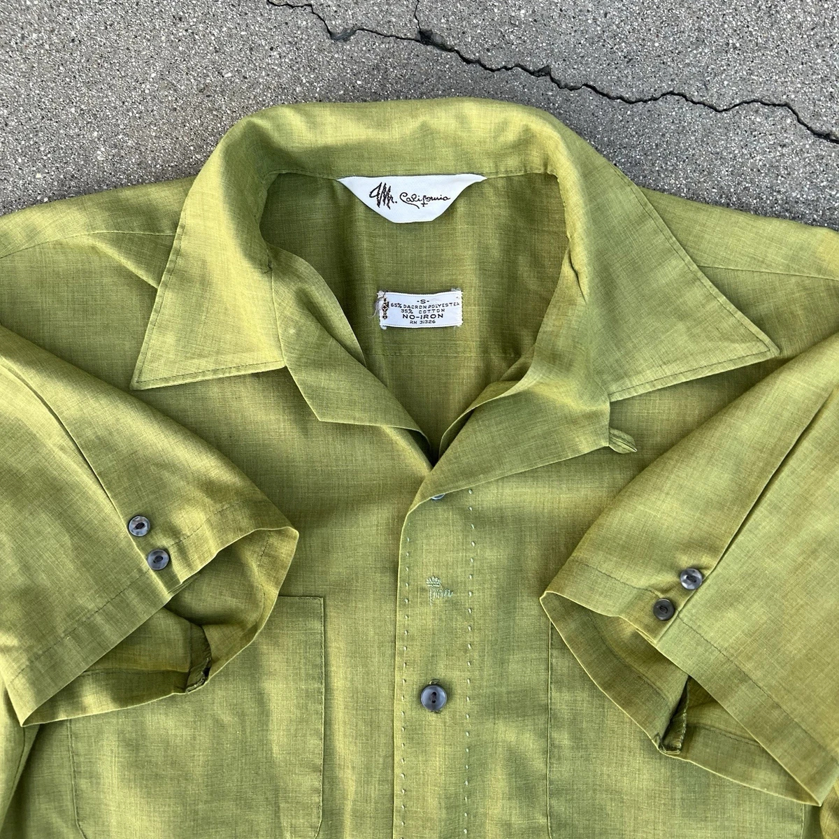 Short Sleeve Western 1960s Vintage Casual Shirts for Men for sale