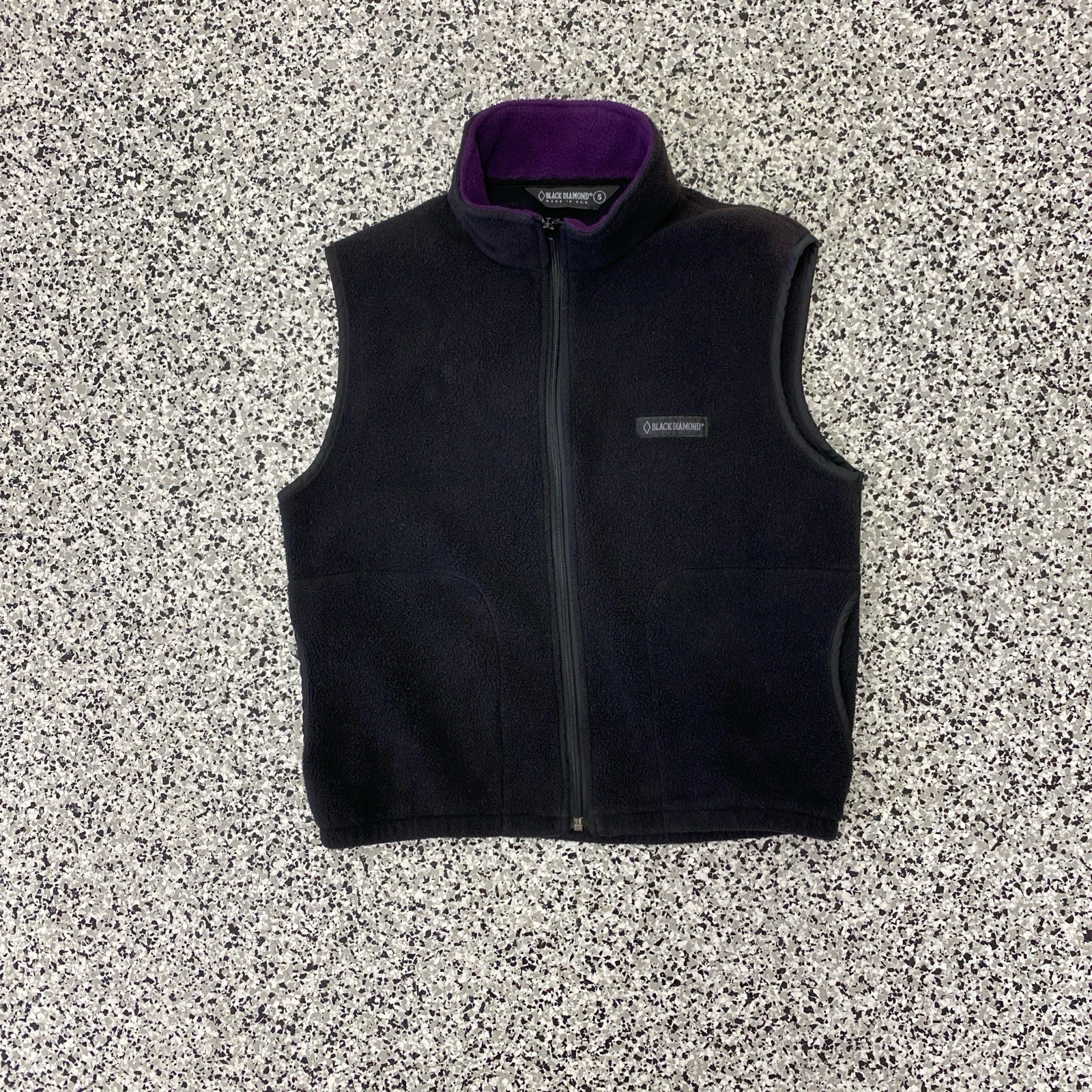 Vintage Black Diamond 90s Fleece Black Vest Sleeveless Mens Small Full Zip USA