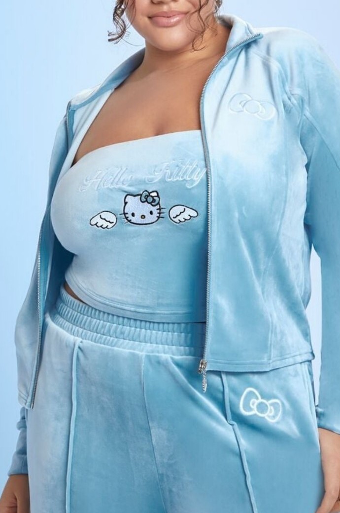 FOREVER 21 Hello Kitty Baby Blue plus size Angel Velour FOREVER 21 Hello Kitty Baby Blue plus size Angel Velour