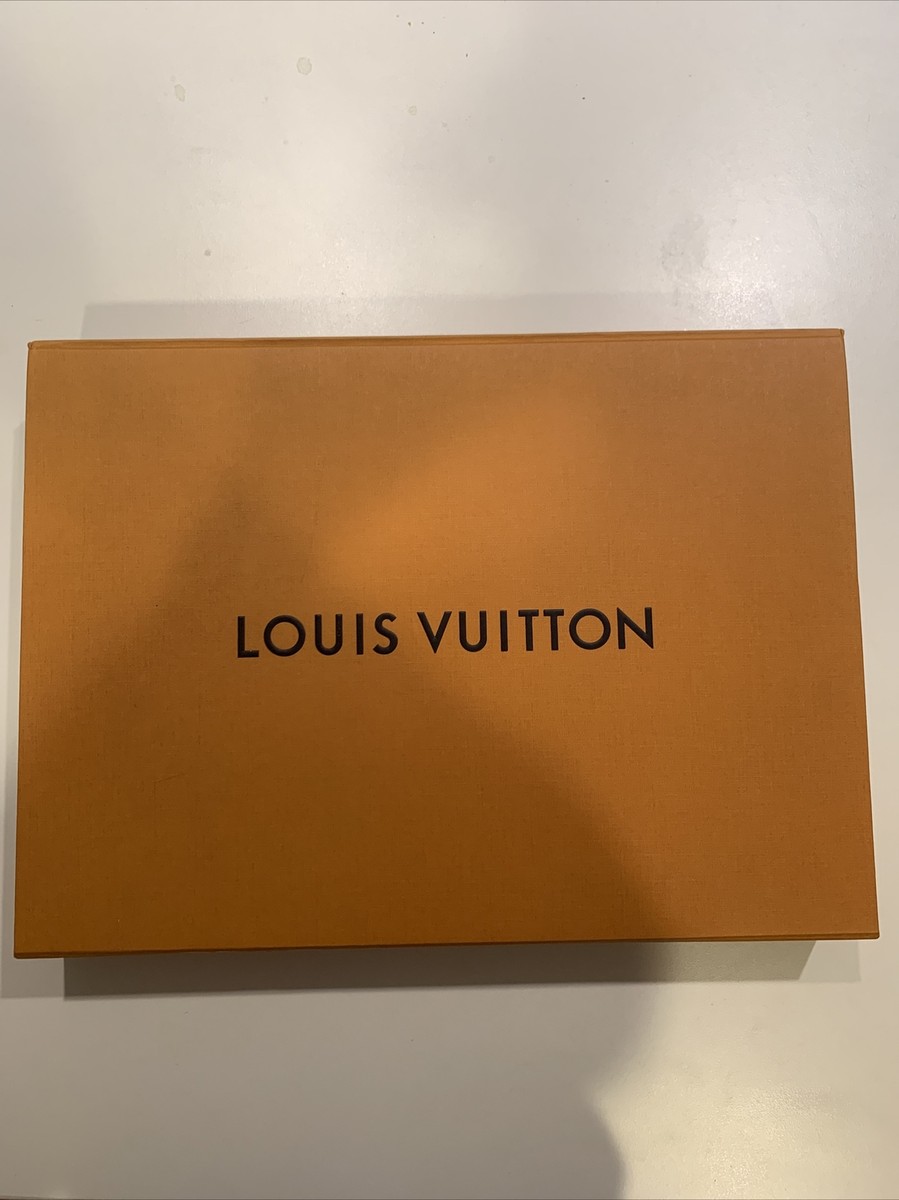 空き箱LOUIS VUITTON ギフトボックスギフト箱巾着まとめ　26個 Authentic LOUIS VUITTON LV Gift Box Magnetic Empty medium Box 16 x